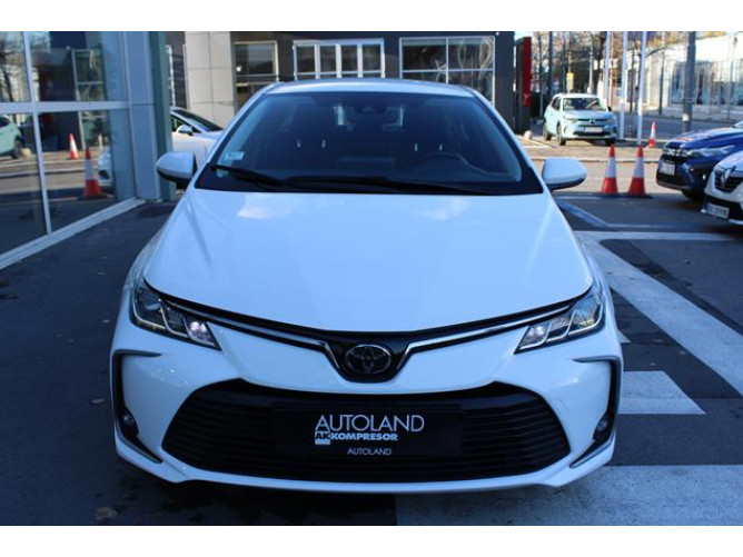 Toyota Corolla 1.5 Luna 