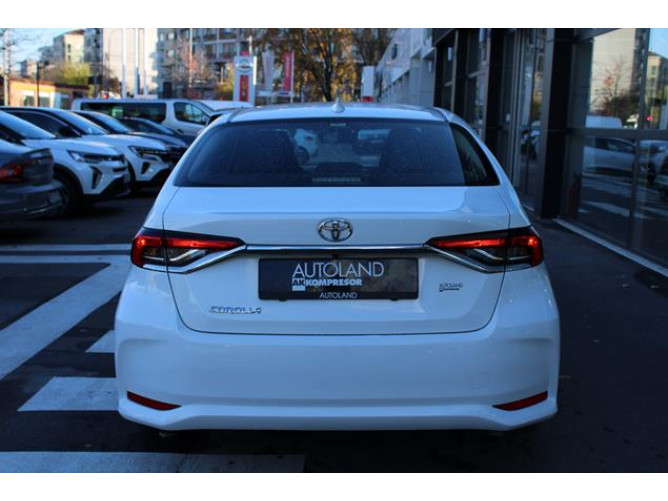 Toyota Corolla 1.5 Luna 