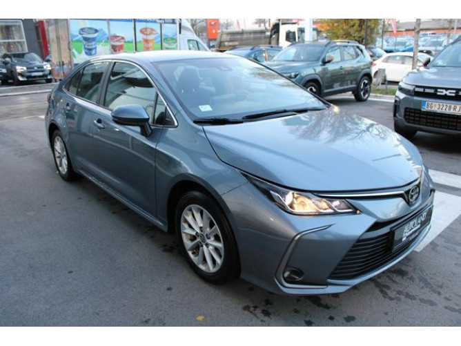 Toyota Corolla 1.5 Luna 