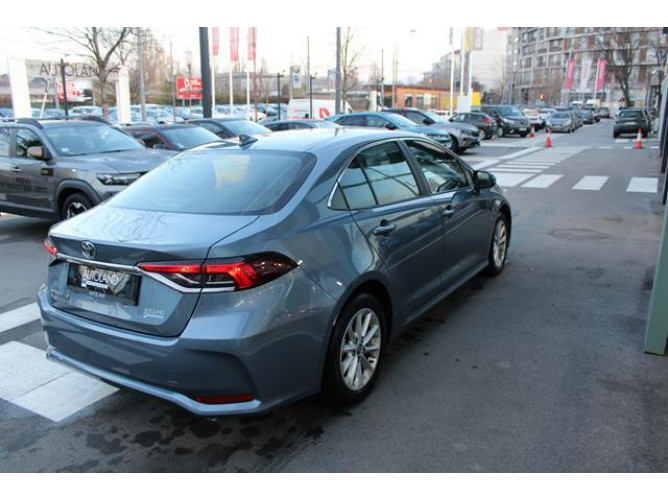 Toyota Corolla 1.5 Luna 