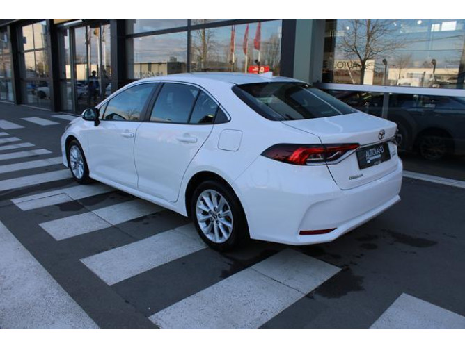 Toyota Corolla 1.5 Luna AUT 