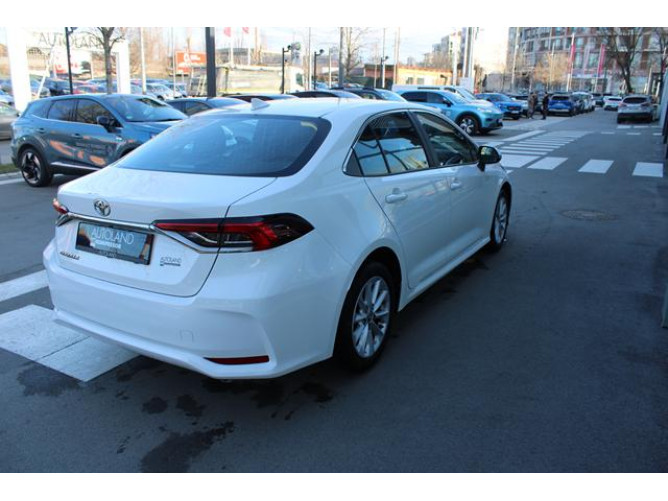 Toyota Corolla 1.5 Luna AUT 