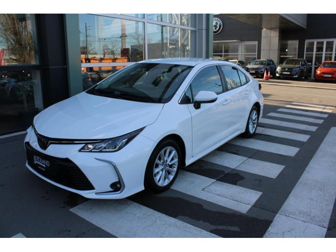 Toyota Corolla 1.5 Luna AUT 