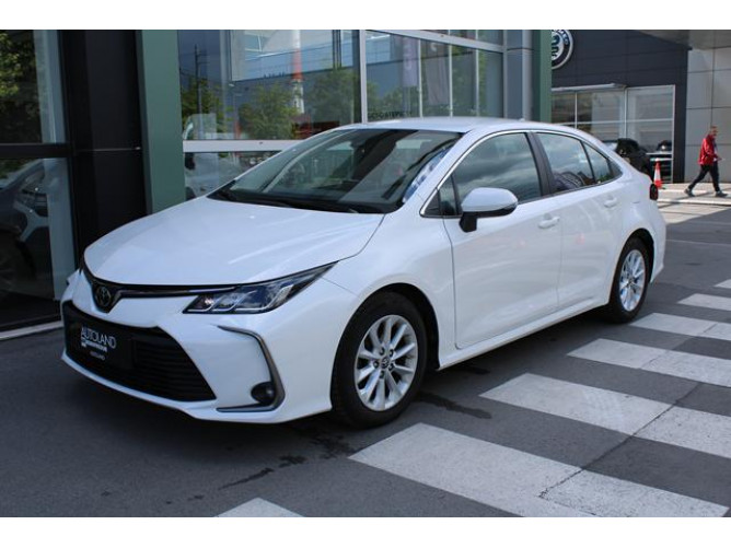 Toyota Corolla 1.5 Luna 