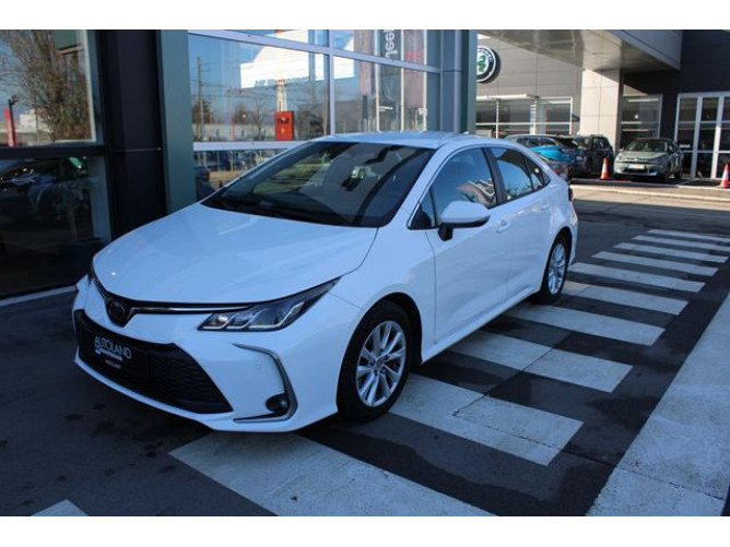 Toyota Corolla 1.5 Luna 