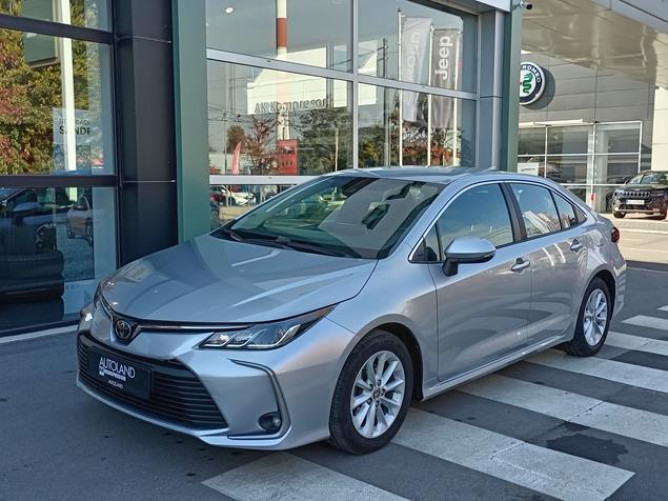 Toyota Corolla 1.5 Luna 