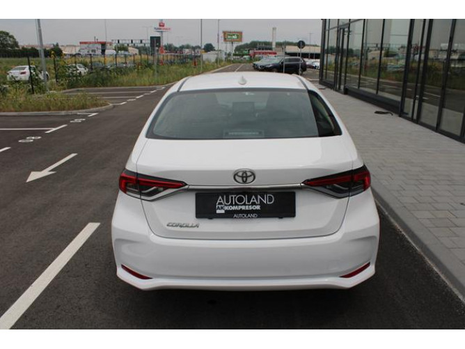 Toyota Corolla 1.5 Luna 