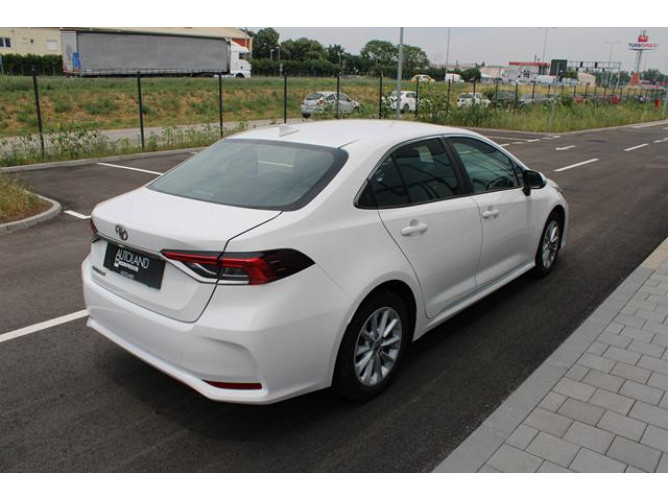 Toyota Corolla 1.5 Luna 
