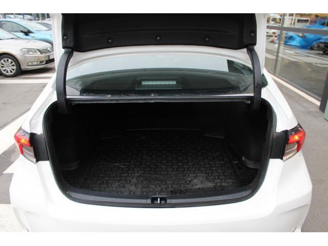 Toyota Corolla 1.5 Luna 