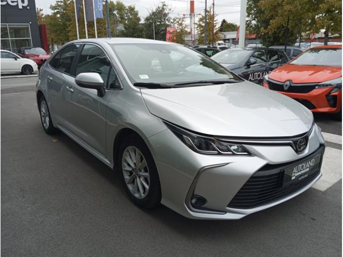 Toyota Corolla 1.5 Luna 