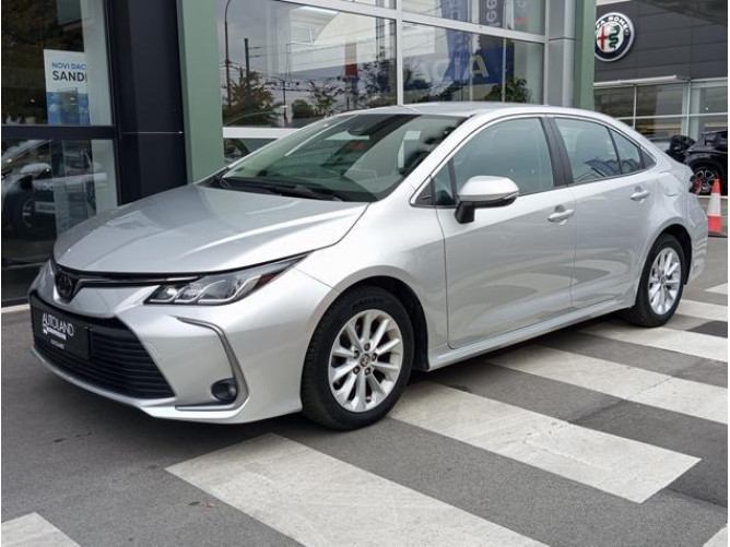 Toyota Corolla 1.5 Luna 