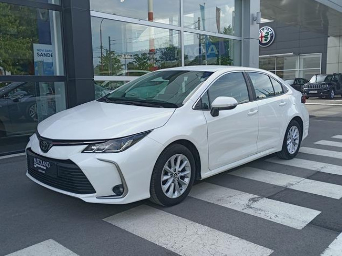 Toyota Corolla 1.5 Luna 