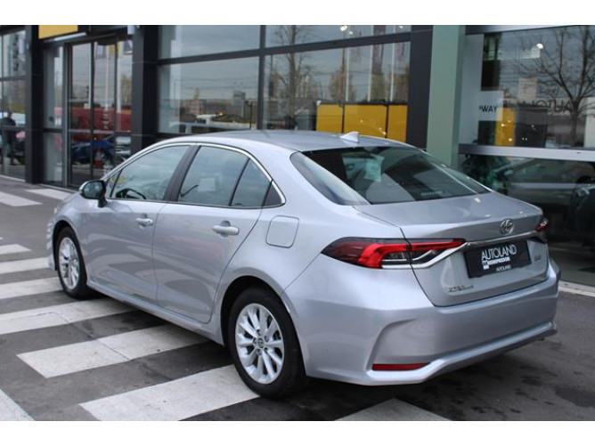 Toyota Corolla 1.5 Luna 