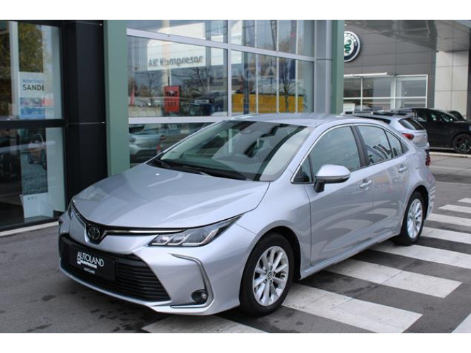 Toyota Corolla 1.5 Luna 
