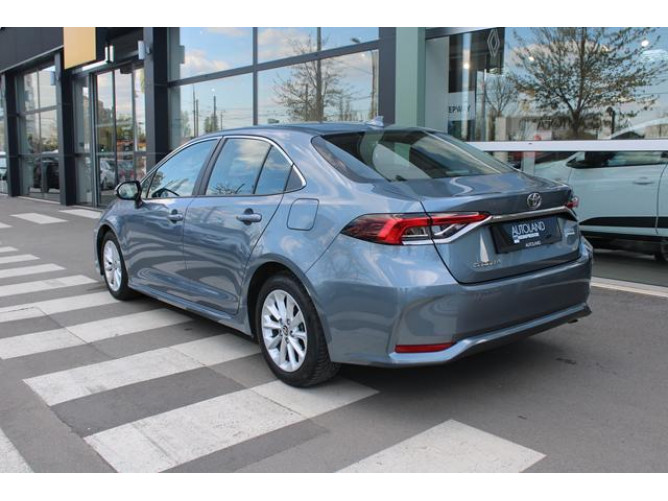 Toyota Corolla 1.5 LUNA AUT 