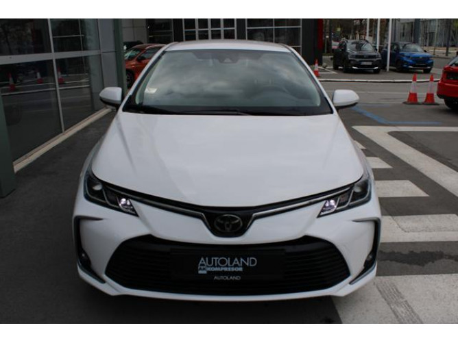 Toyota Corolla 1.5 Luna 