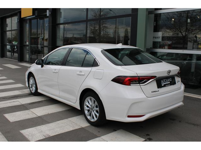 Toyota Corolla 1.5 Luna 