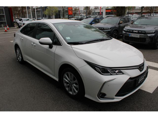 Toyota Corolla 1.5 Luna 