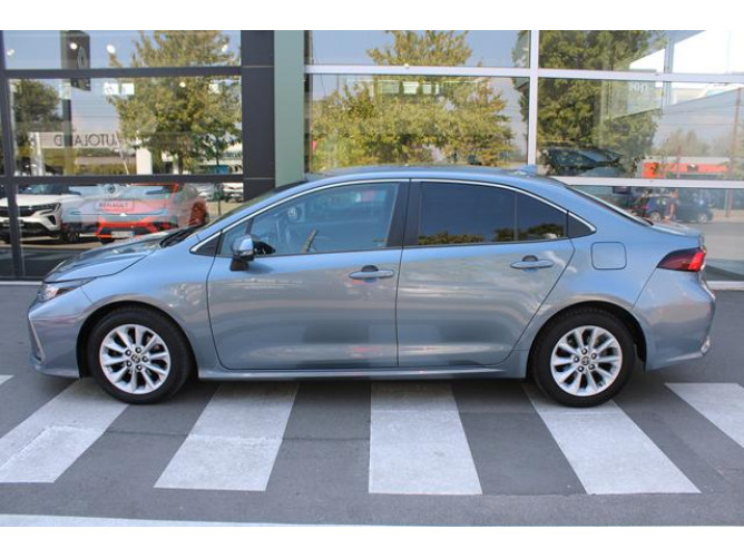 Toyota Corolla 1.6 LUNA 