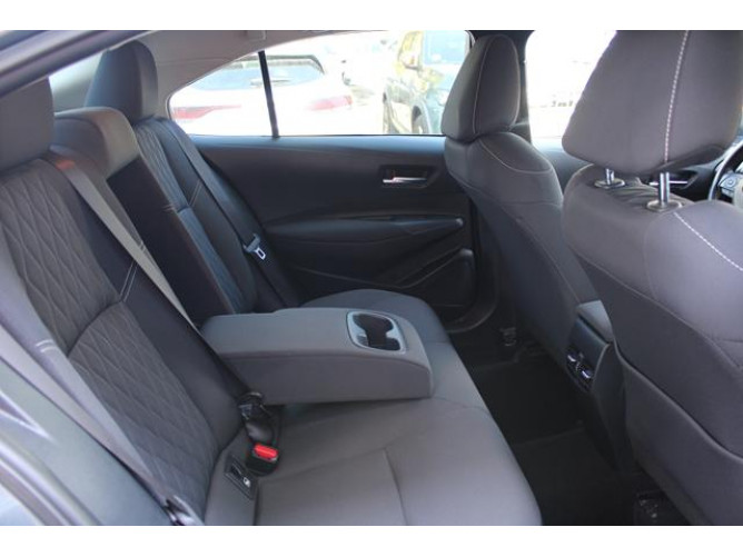 Toyota Corolla 1.6 LUNA 