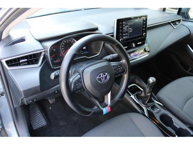 Toyota Corolla 1.6 LUNA 