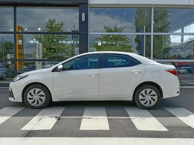 Toyota Corolla 1.6 Luna 