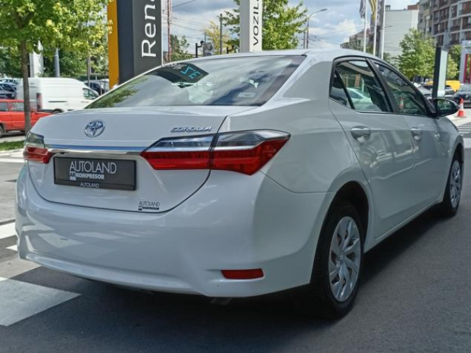 Toyota Corolla 1.6 Luna 