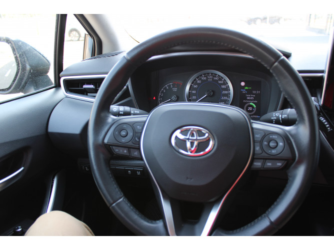 Toyota Corolla 1.8 Hyb. AUT 