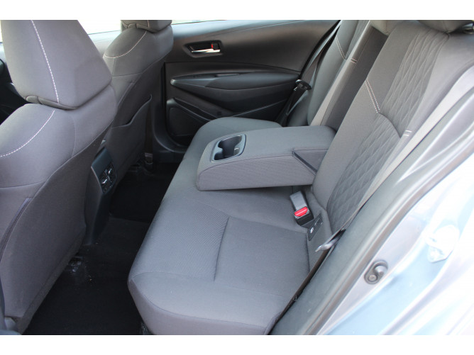 Toyota Corolla 1.8 Hyb. AUT 