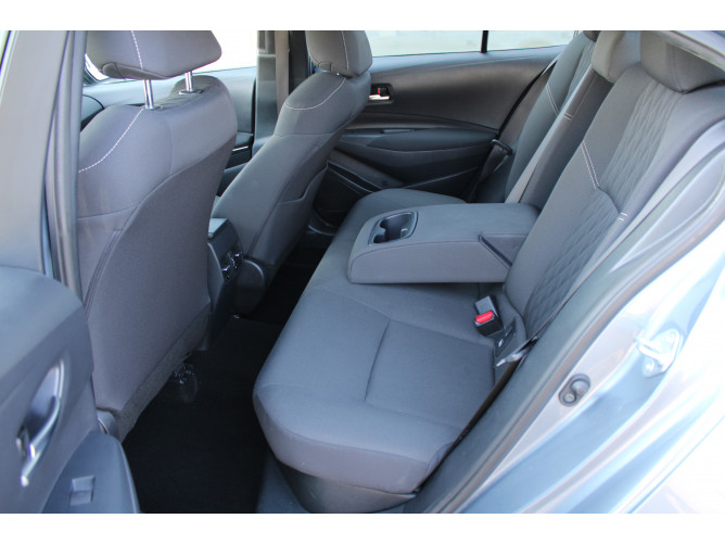 Toyota Corolla 1.8 Hyb. AUT 