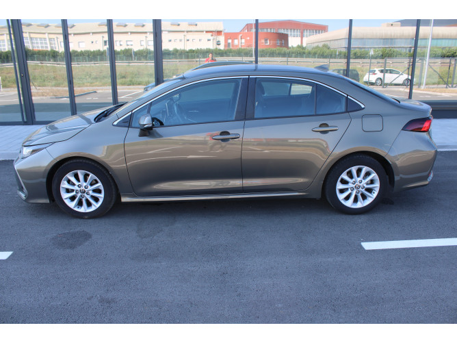 Toyota Corolla 1.8 Hyb. AUT 