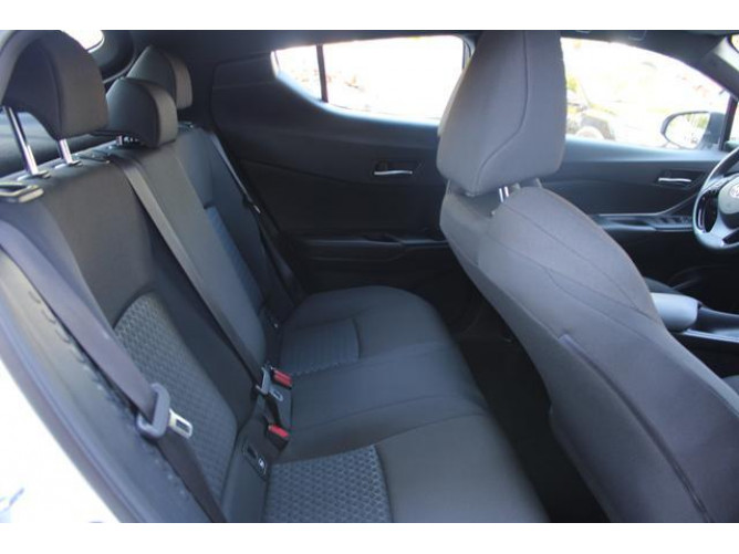 Toyota C-HR 1.8 HYBRID AUT 