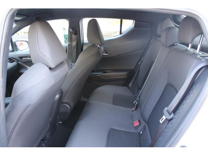 Toyota C-HR 1.8 HYBRID AUT 