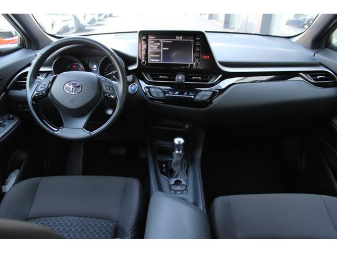 Toyota C-HR 1.8 HYBRID AUT 