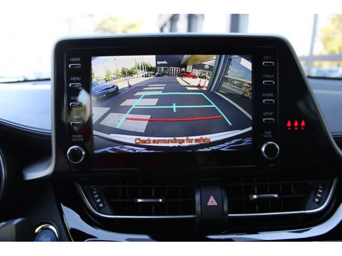 Toyota C-HR 1.8 HYBRID AUT 