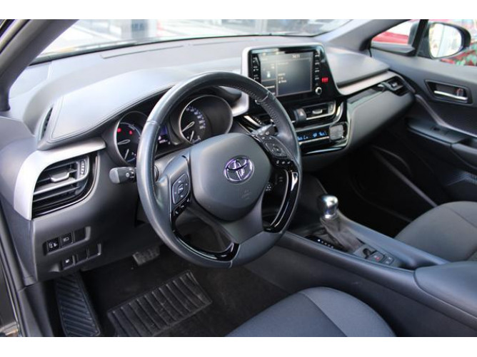Toyota C-HR 1.8 HYBRID AUT 