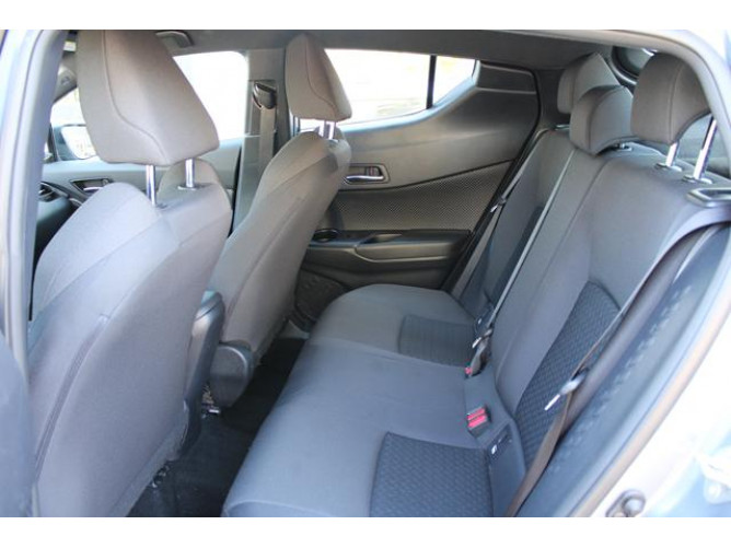 Toyota C-HR 1.8 HYBRID AUT 