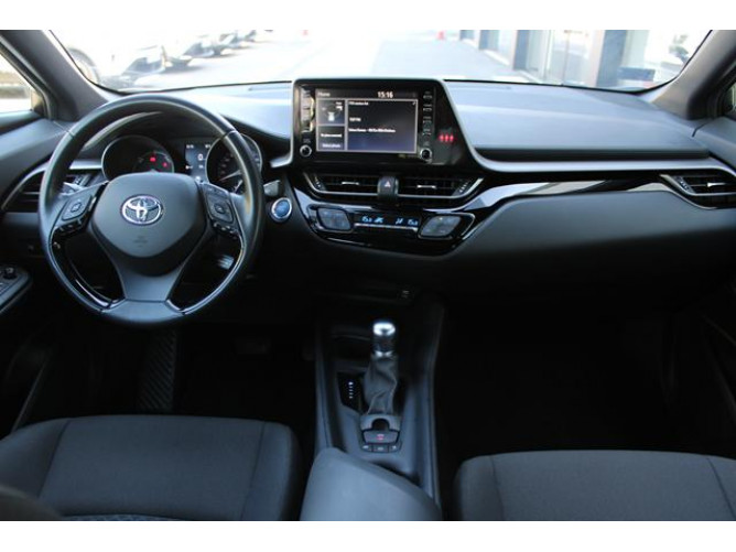 Toyota C-HR 1.8 HYBRID AUT 