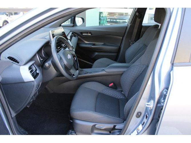 Toyota C-HR 1.8 HYBRID AUT 