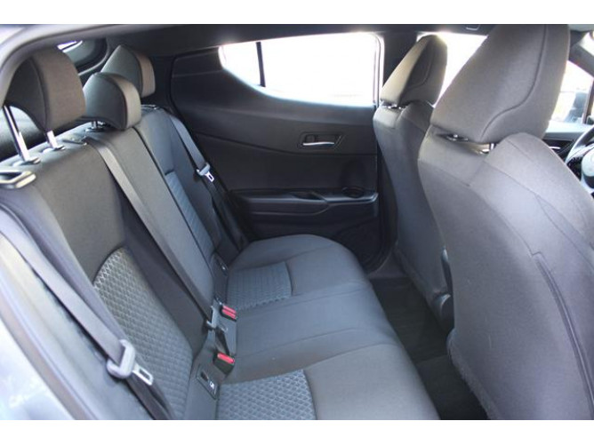 TOYOTA C-HR 1.8 HYBRID 
