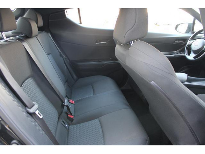 Toyota C-HR 1.8 HYBRID AUT 