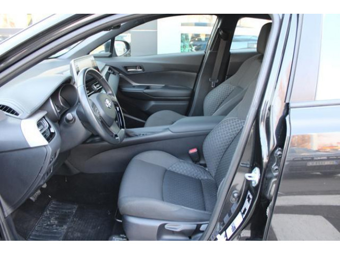 Toyota C-HR 1.8 HYBRID AUT 