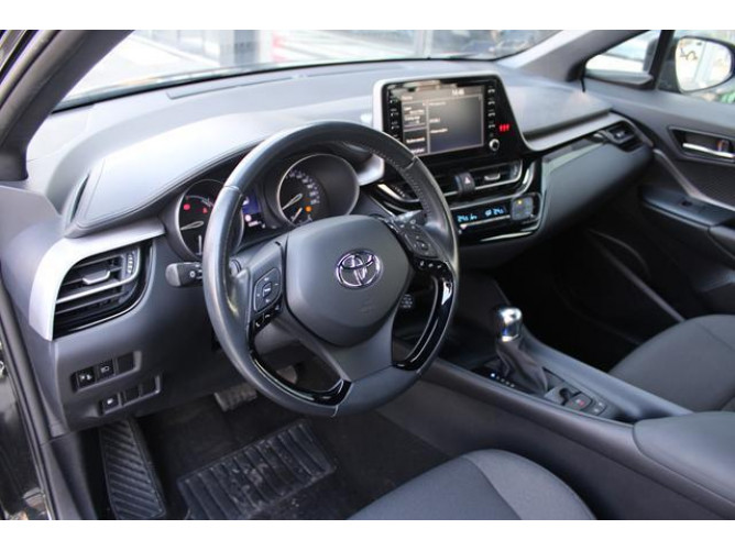 Toyota C-HR 1.8 HYBRID AUT 