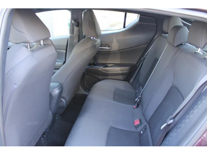 Toyota C-HR 1.8 HYBRID AUT 