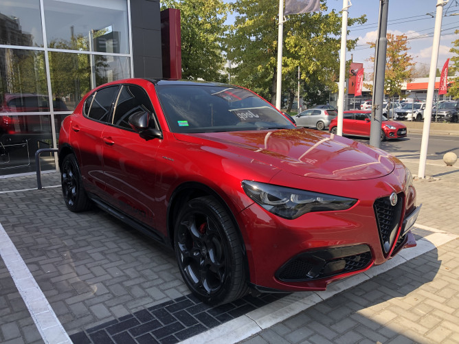Alfa Romeo Stelvio 2.0 Petrol 280KS Q4 AT8 VELOCE DEMO 