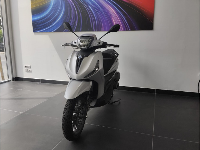 Piaggio Beverly 300 