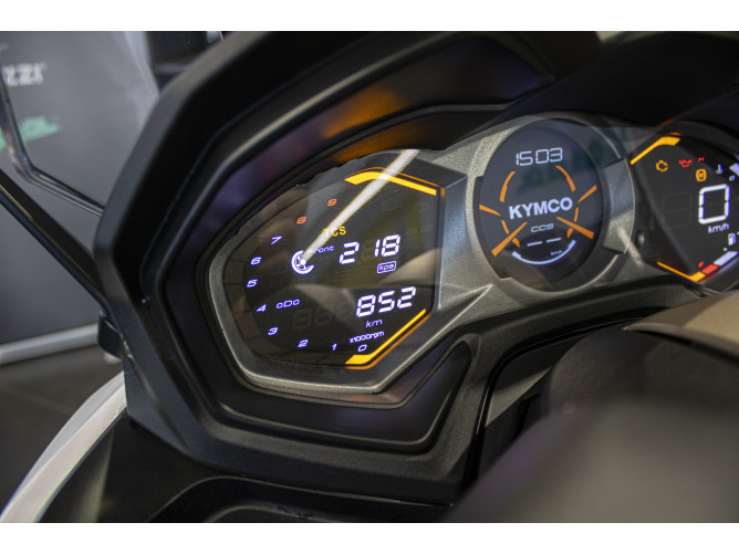 Kymco AK 575 PREMIUM 