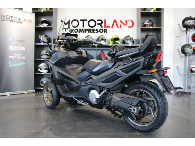 Kymco CV3 575 