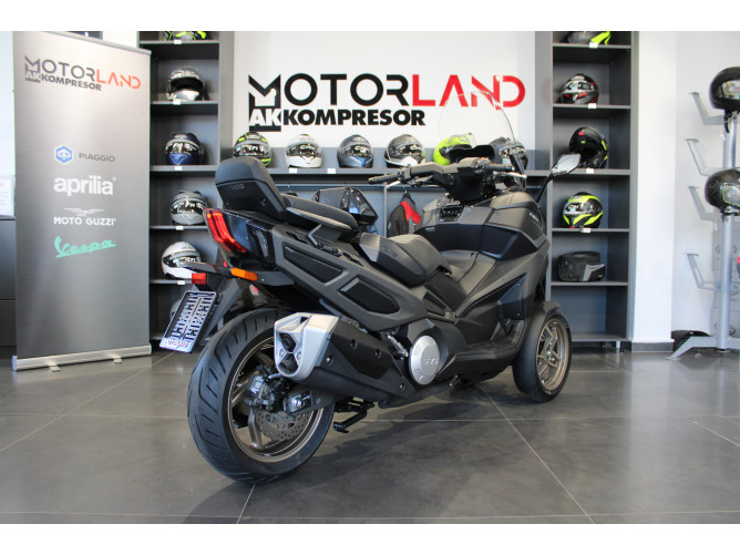 Kymco CV3 575 