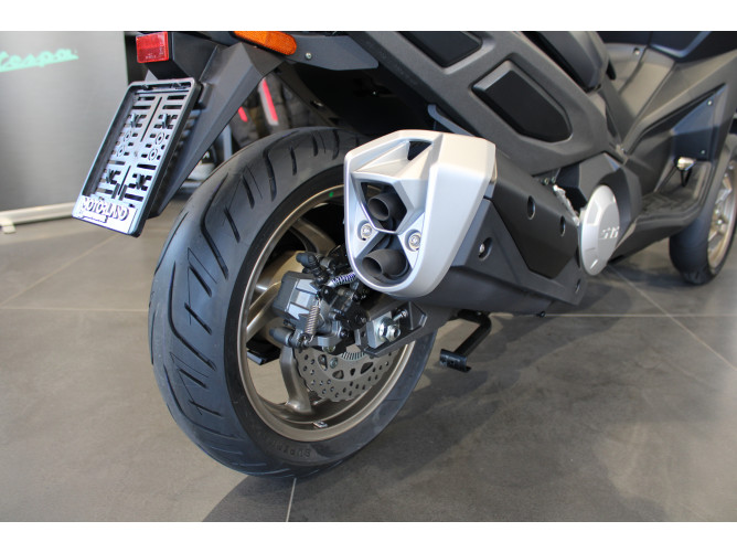 Kymco CV3 575 